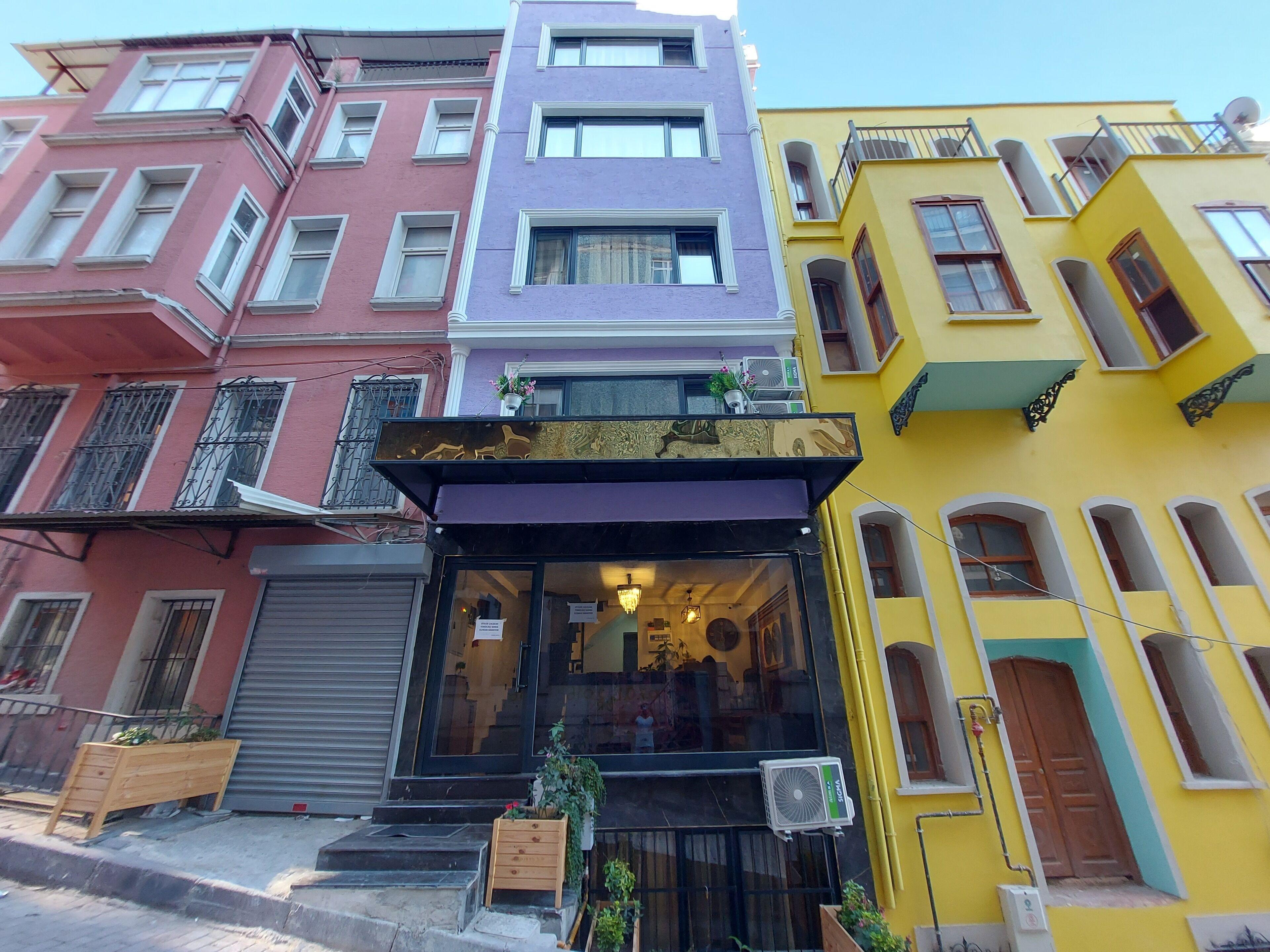 Peker Hotel, Istanbul